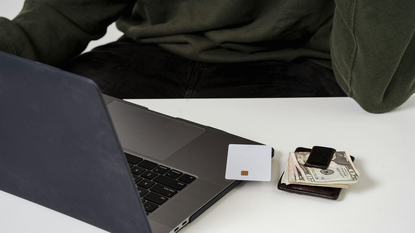 Vale a pena comprar na AliExpress em 2026? O que realmente importa antes de importar